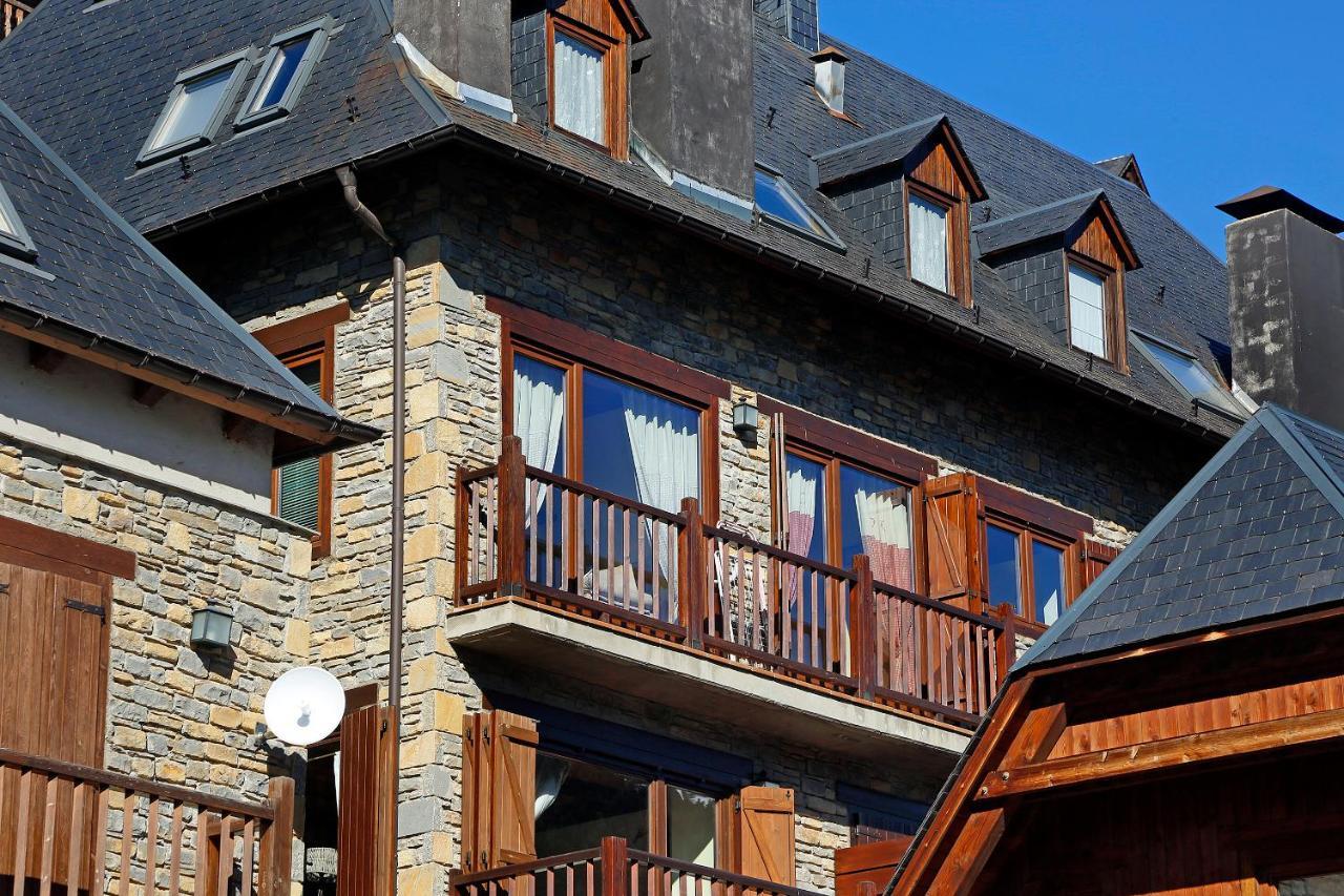 Apartamento La Santeta De Aran Веля Екстериор снимка